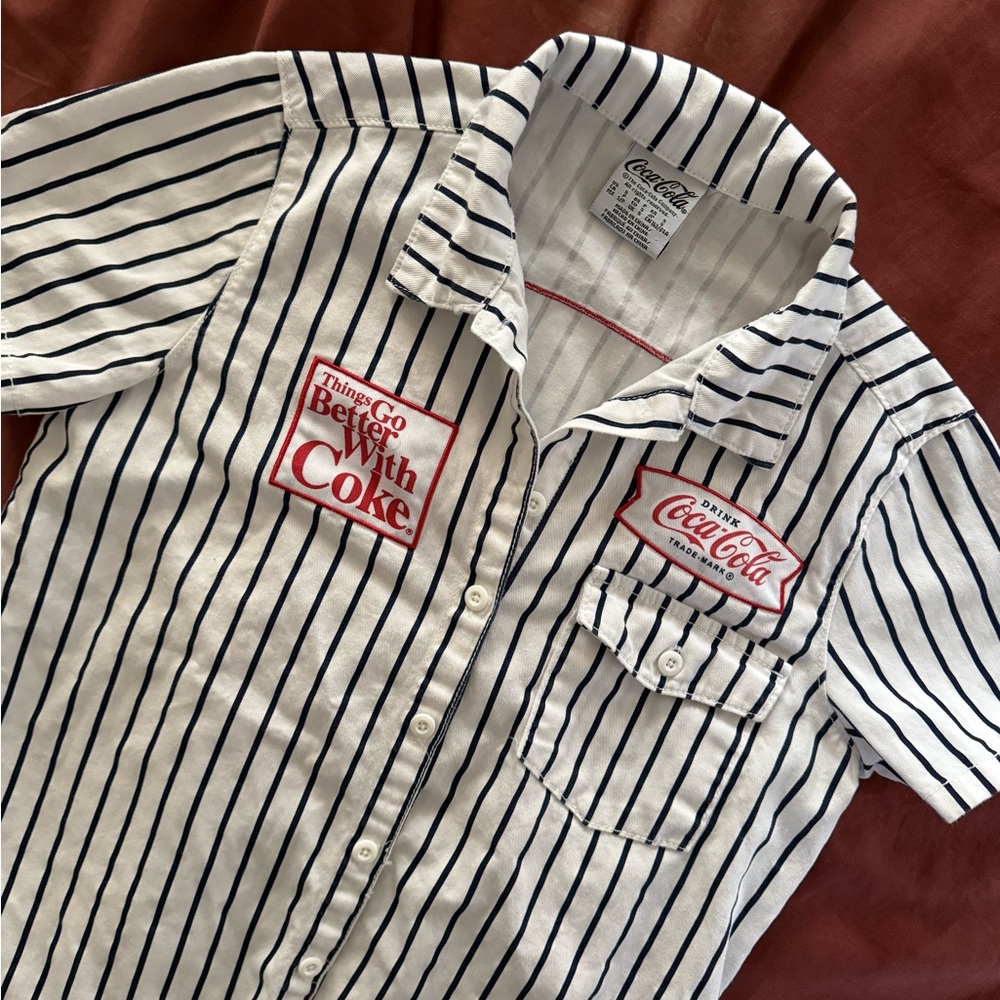 Coca-cola trademark button up stripe collared shirt - Picture 3 of 6